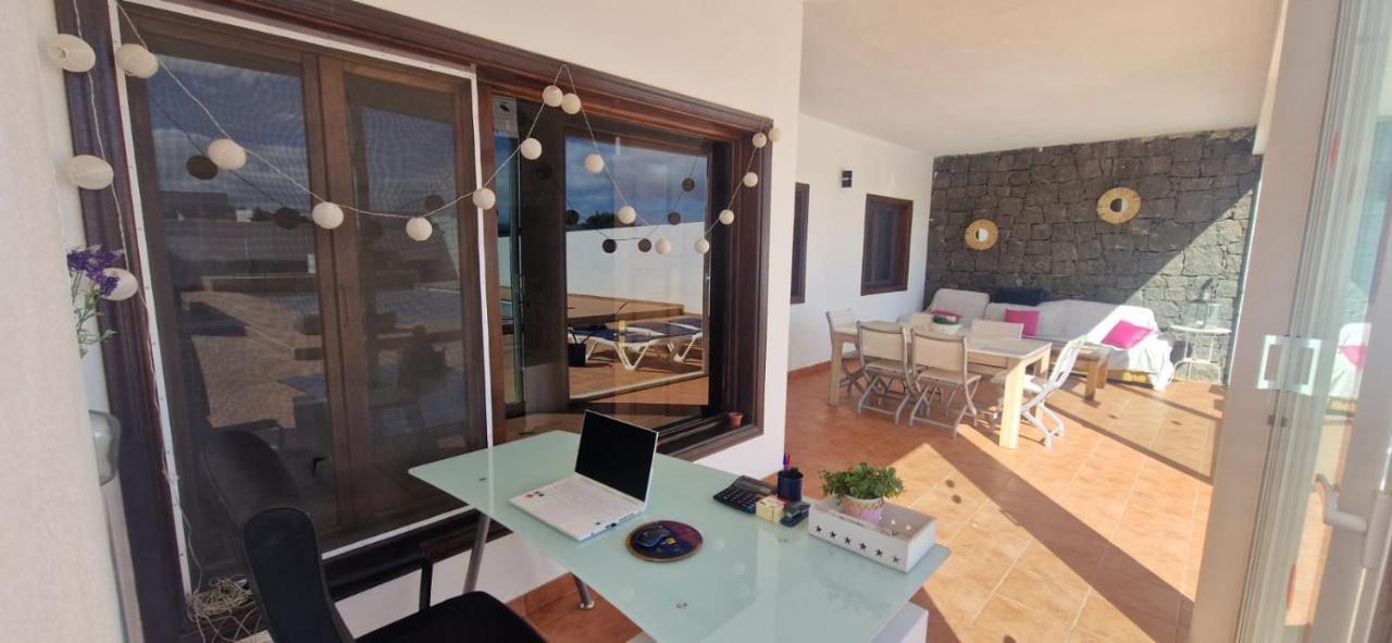 Villa Baroli Amplia Piscina Privada Climatizada Playa Blanca  Exterior foto